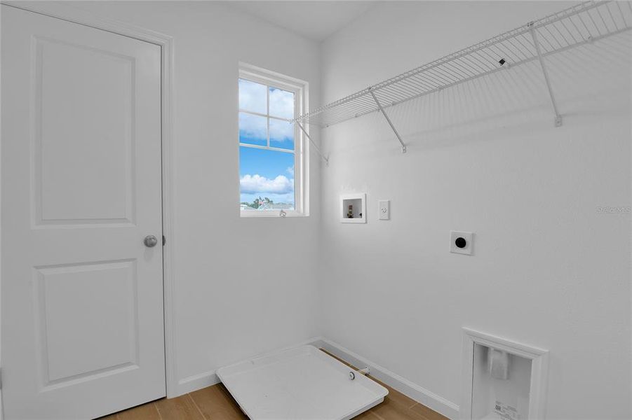 Spacious, unfurnished interior of a new home in , Dundee (Image 19).