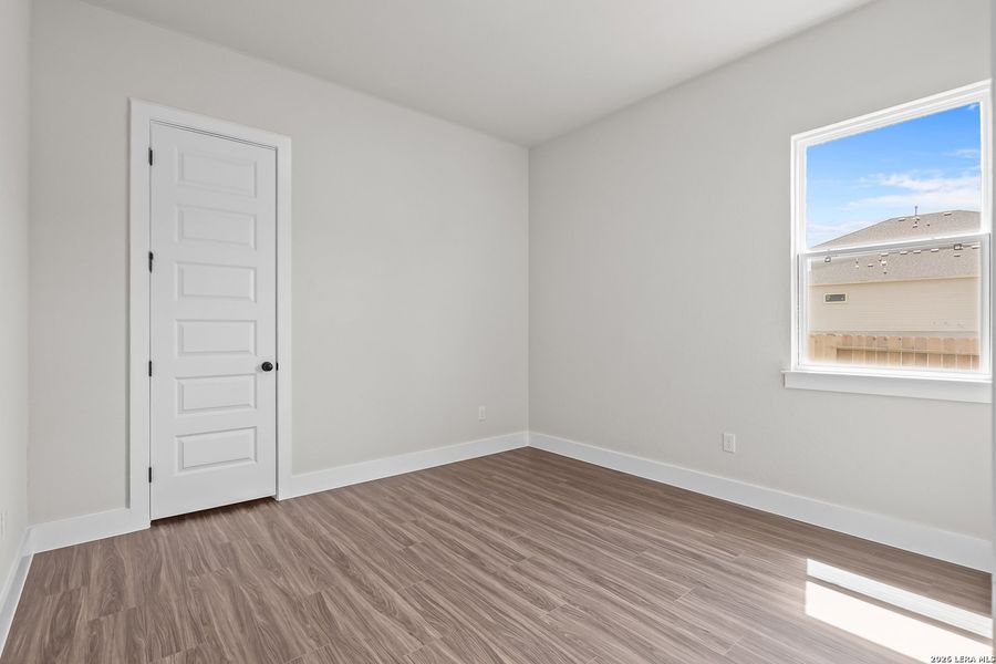 Spacious, unfurnished interior of a new home in Homestead, Schertz (Image 19).