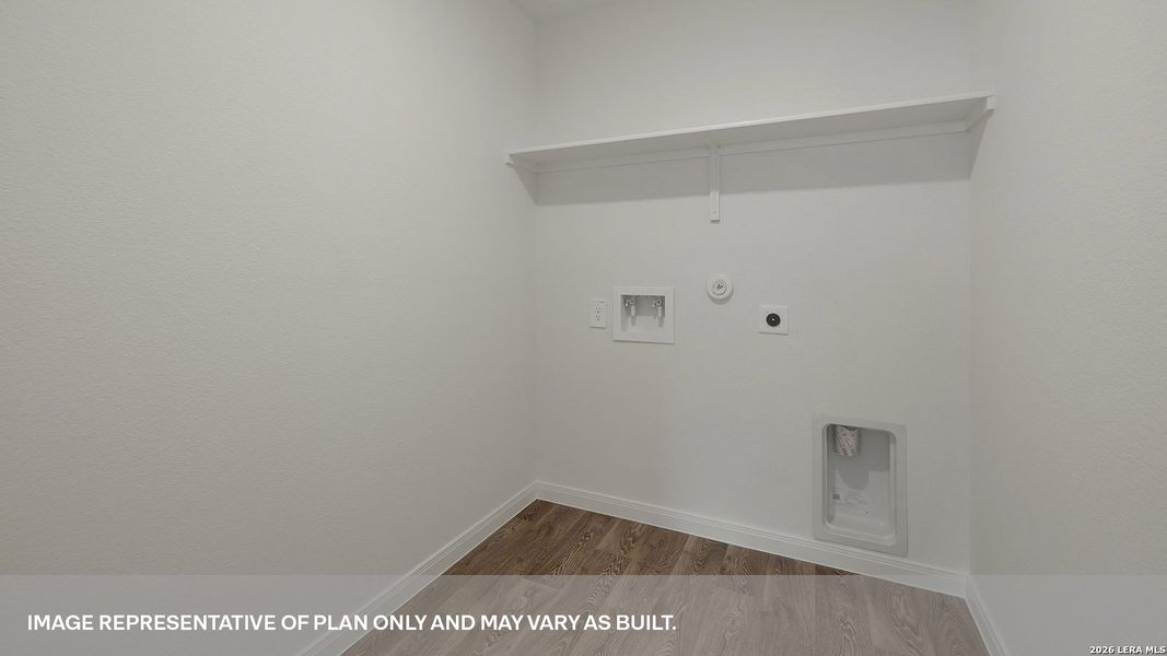 Spacious, unfurnished interior of a new home in Trace, San Marcos (Image 12).
