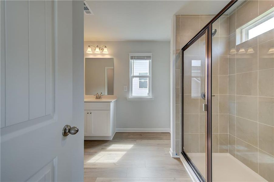 Furnished interior view inside a new home in Abbotts Crossing, Conyers (Image 6).