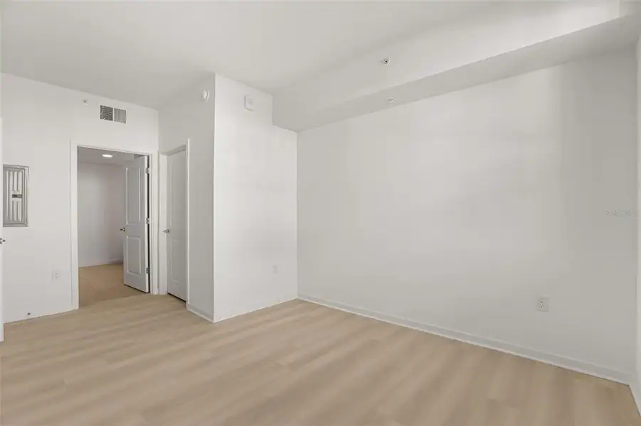 Spacious, unfurnished interior of a new home in , Orlando (Image 19). Spacious, unfurnished interior of a new home in , Orlando (Image 19).