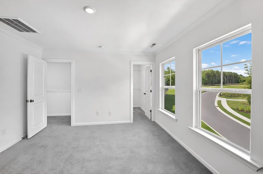 Spacious, unfurnished interior of a new home in Silverstone, Knightdale (Image 23).