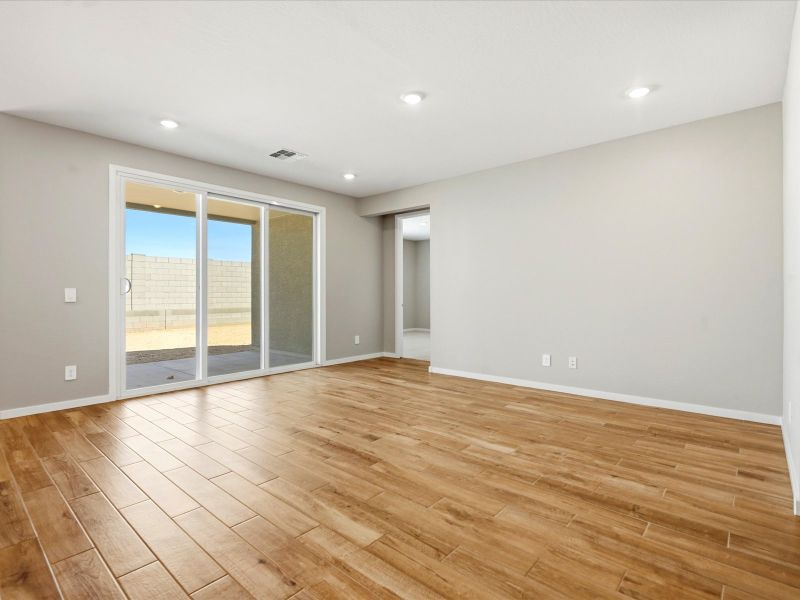 Spacious, unfurnished interior of a new home in White Tank Foothills Signature Series, Waddell (Image 9). Spacious, unfurnished interior of a new home in White Tank Foothills Signature Series, Waddell (Image 9).