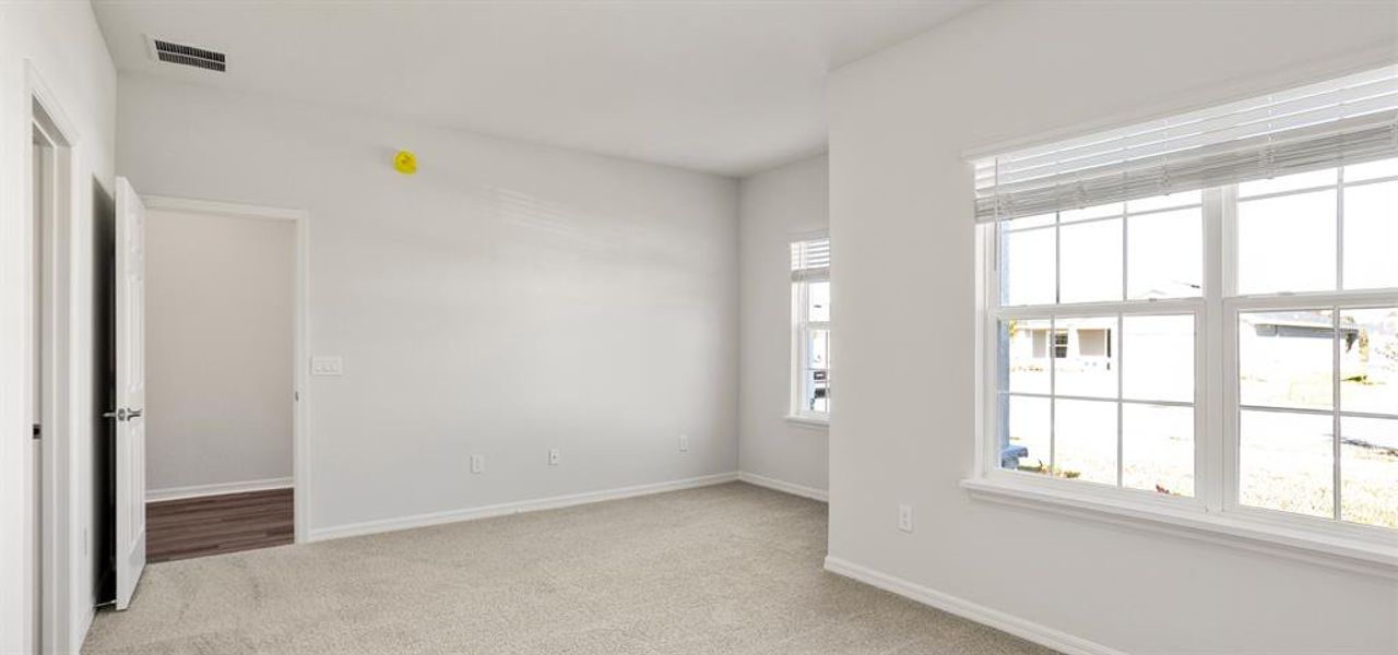 Spacious, unfurnished interior of a new home in The Crossings - Single-Family Homes, St. Cloud (Image 22).