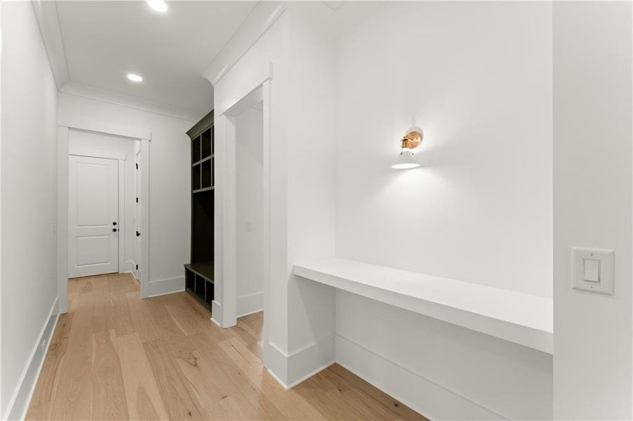 Spacious, unfurnished interior of a new home in Woodford, Acworth (Image 26).