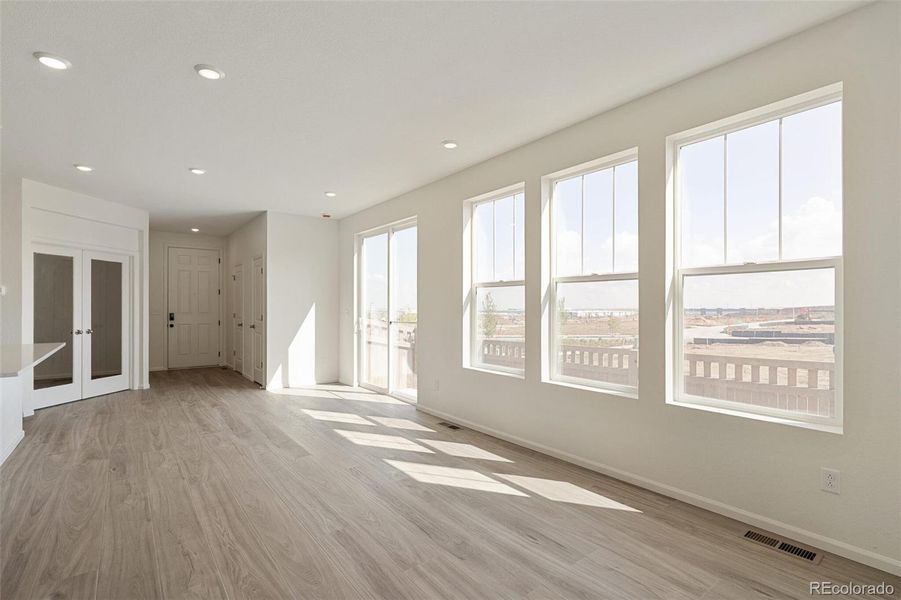 Spacious, unfurnished interior of a new home in Windler Villas, Aurora (Image 27).