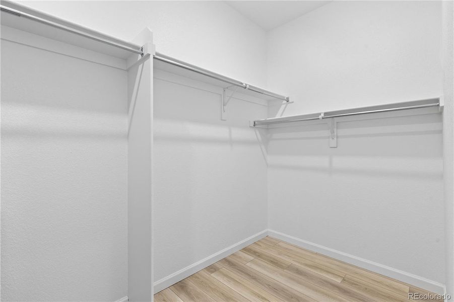 Spacious, unfurnished interior of a new home in Looking Glass, Parker (Image 19).