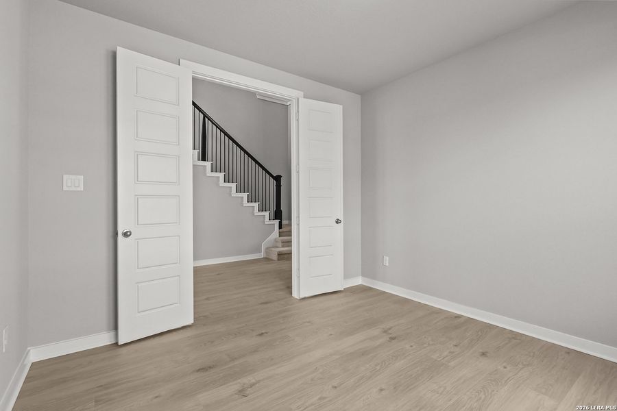 Spacious, unfurnished interior of a new home in Foxbrook, Cibolo (Image 33).