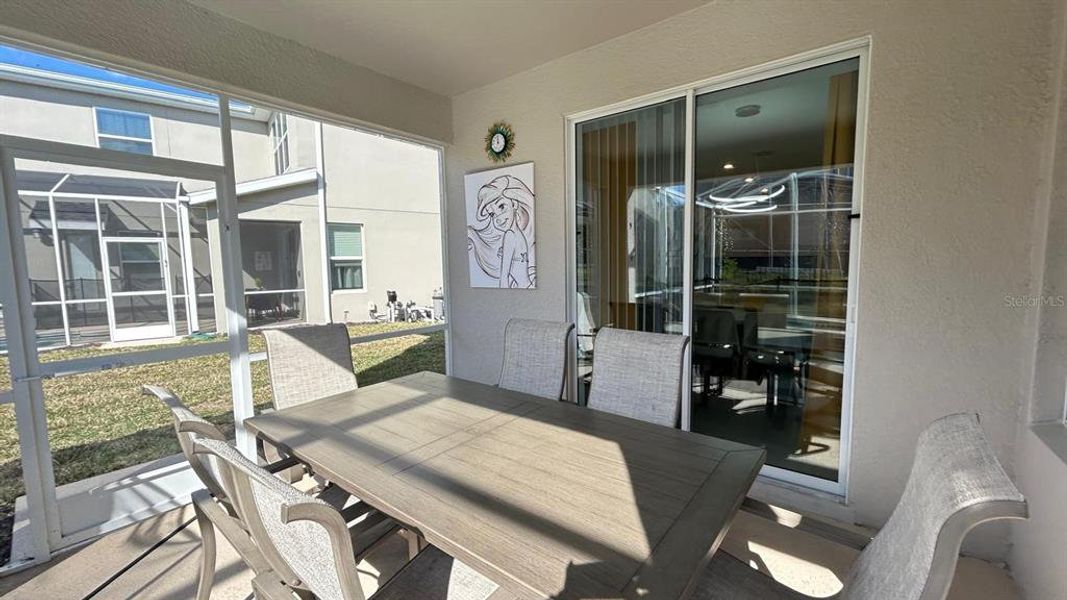 Furnished interior view inside a new home in , Davenport (Image 51).