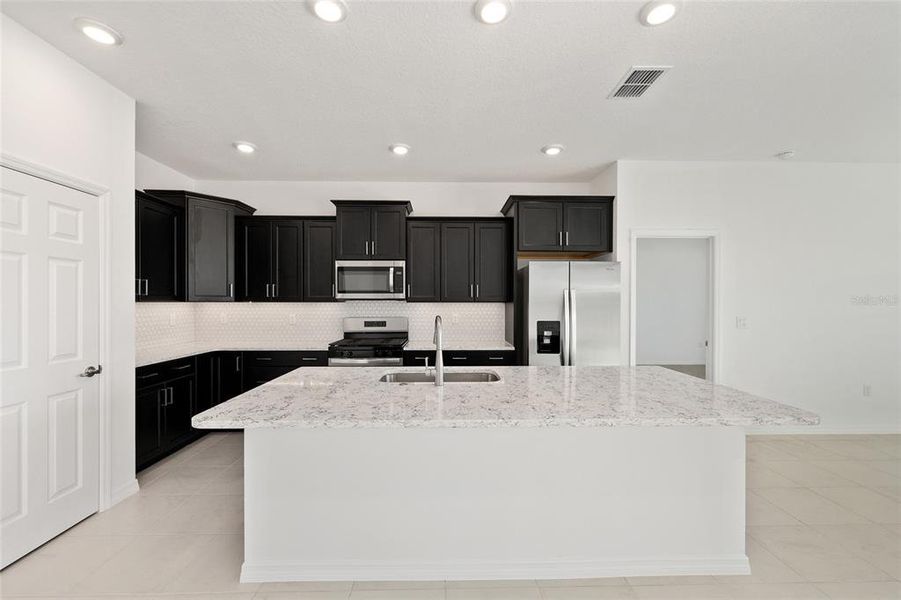 Furnished interior view inside a new home in Calesa Township, Ocala (Image 5).