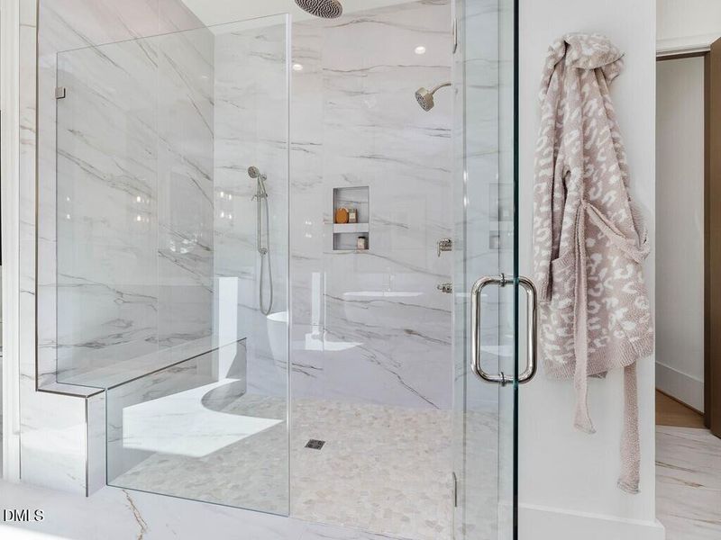 050_Primary Bathroom