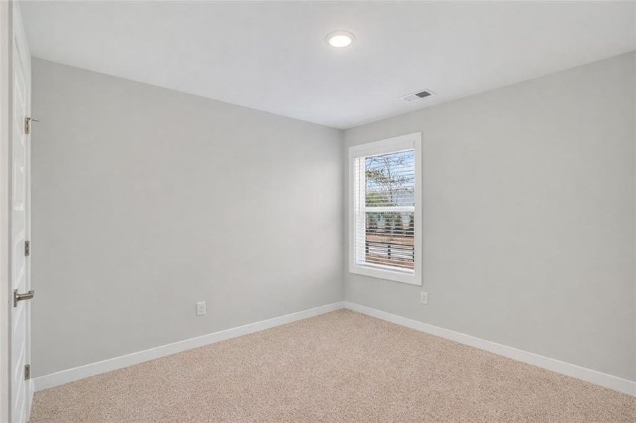 Spacious, unfurnished interior of a new home in , Villa Rica (Image 28).