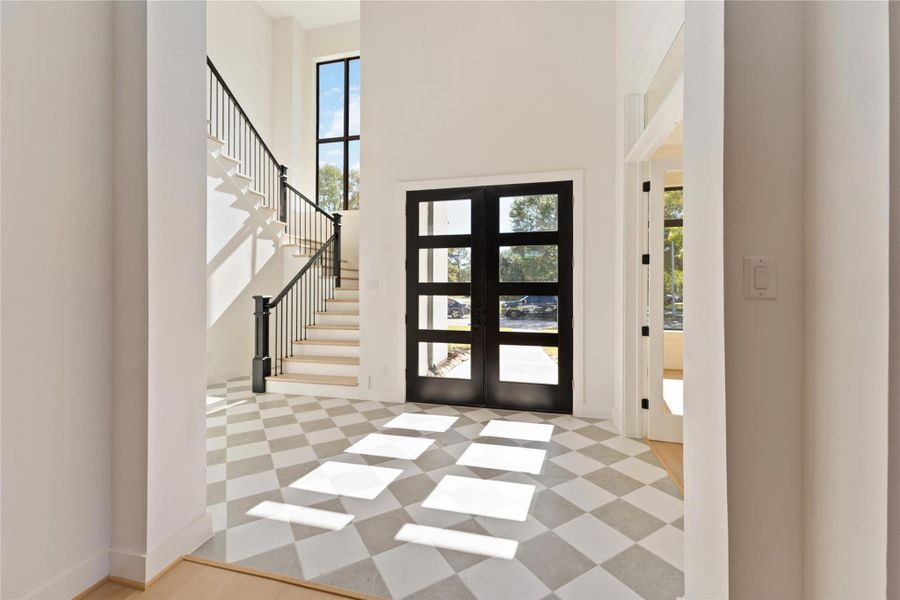 Spacious, unfurnished interior of a new home in , Houston (Image 23).