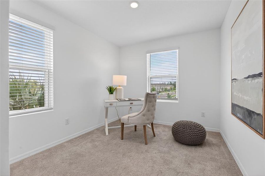Furnished interior view inside a new home in , Wesley Chapel (Image 32).