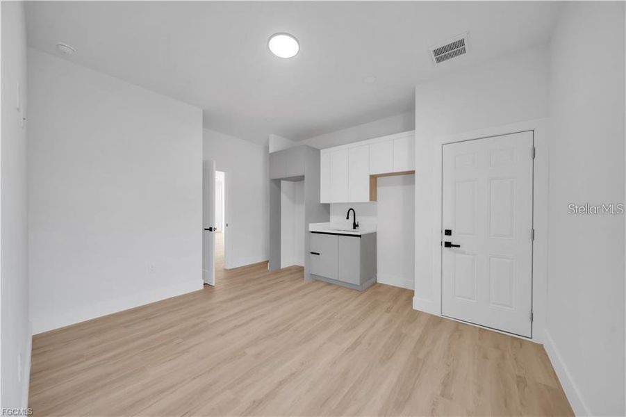 Spacious, unfurnished interior of a new home in , North Port (Image 20). Spacious, unfurnished interior of a new home in , North Port (Image 20).