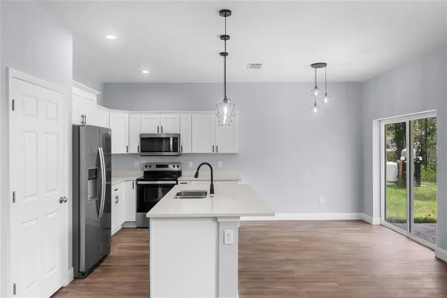 Furnished interior view inside a new home in , Deland (Image 14).