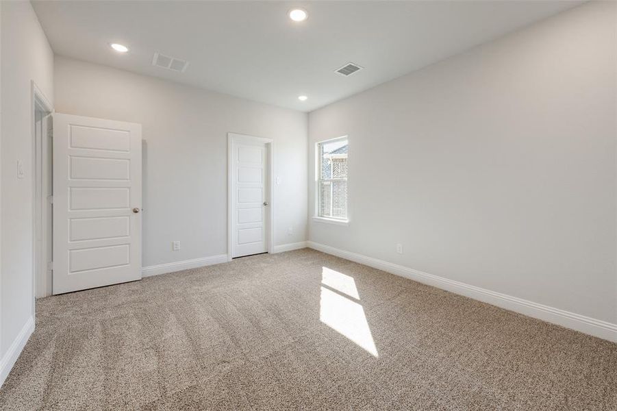 Spacious, unfurnished interior of a new home in Arbors at Legacy Hills, Celina (Image 17). Spacious, unfurnished interior of a new home in Arbors at Legacy Hills, Celina (Image 17).