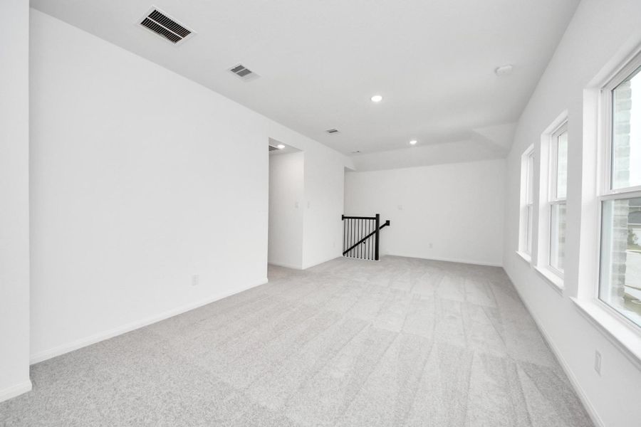 Spacious, unfurnished interior of a new home in Elyson, Katy (Image 39).