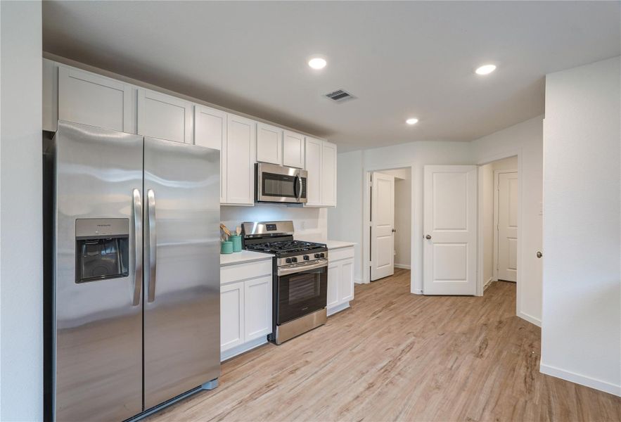 Furnished interior view inside a new home in Becker Landing, Hockley (Image 6).