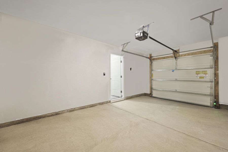 Spacious, unfurnished interior of a new home in , Summerville (Image 25). Spacious, unfurnished interior of a new home in , Summerville (Image 25).