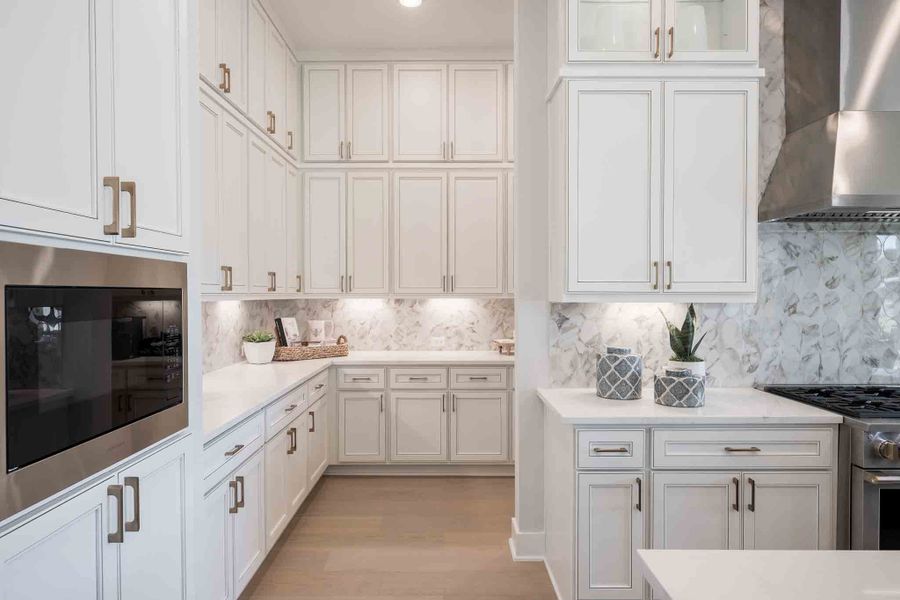 Representative furnished interior of a home built from the Meritage by Tri Pointe Homes in Legacy Grove 1/2 Acre, Montgomery (Image 12).