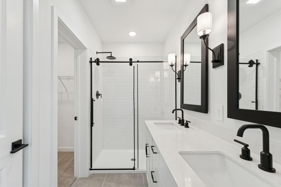 Furnished interior view inside a new home in , Fort Pierce (Image 18).