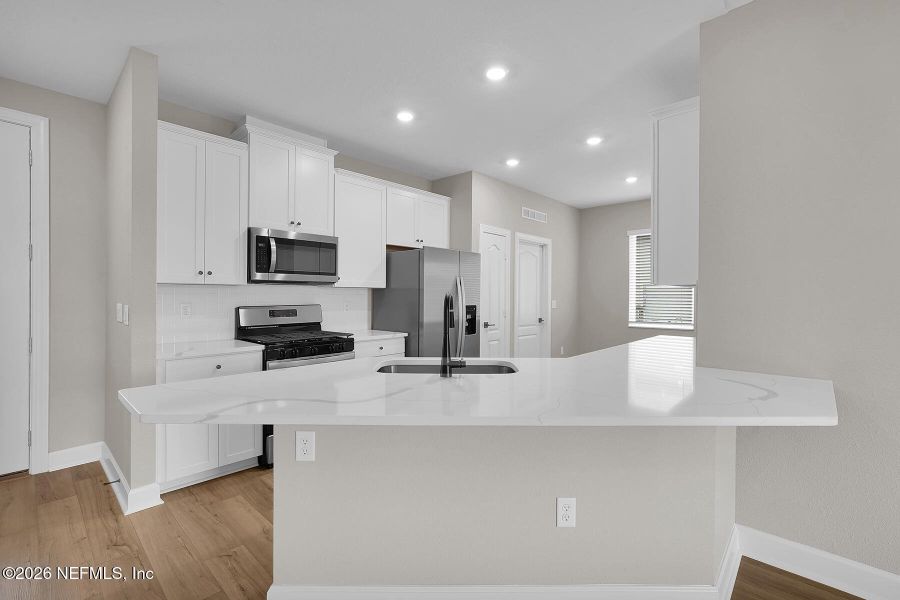 Furnished interior view inside a new home in Jennings Farm, Middleburg (Image 14).