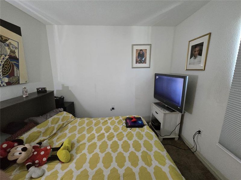 Furnished interior view inside a new home in , Winter Haven (Image 10).