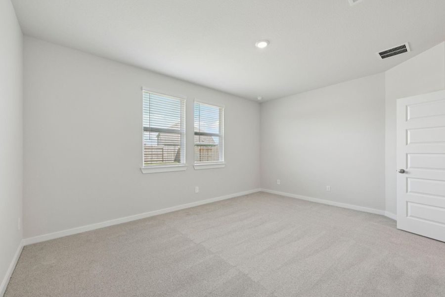 Spacious, unfurnished interior of a new home in Landing Meadows - Traditional Series, New Caney (Image 19).