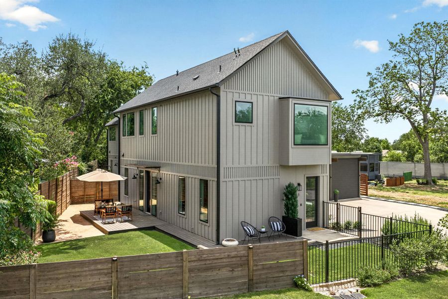 Exterior details and patio area of a home in , Austin (Image 21).