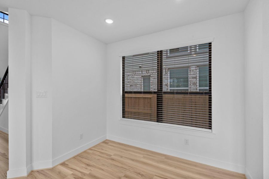 Spacious, unfurnished interior of a new home in Evergreen, Conroe (Image 28). Spacious, unfurnished interior of a new home in Evergreen, Conroe (Image 28).
