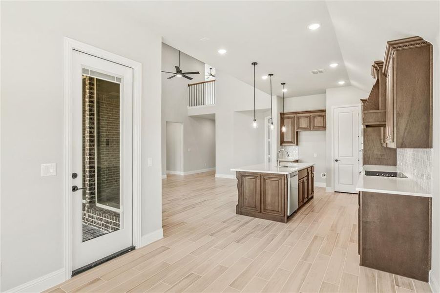 Furnished interior view inside a new home in Sunrise at Garden Valley, Waxahachie (Image 18). Furnished interior view inside a new home in Sunrise at Garden Valley, Waxahachie (Image 18).