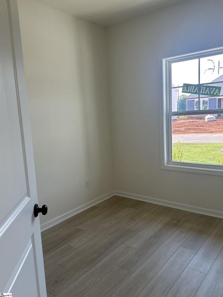 Spacious, unfurnished interior of a new home in Shiloh Trail, Wellford (Image 17).