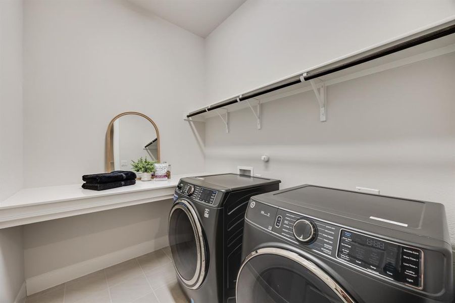 Furnished interior view inside a new home in Monterra - Classics, Fate (Image 13). Furnished interior view inside a new home in Monterra - Classics, Fate (Image 13).