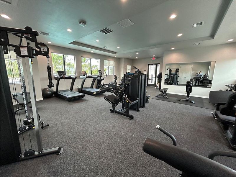 Community amenities in , Englewood (Image 22).