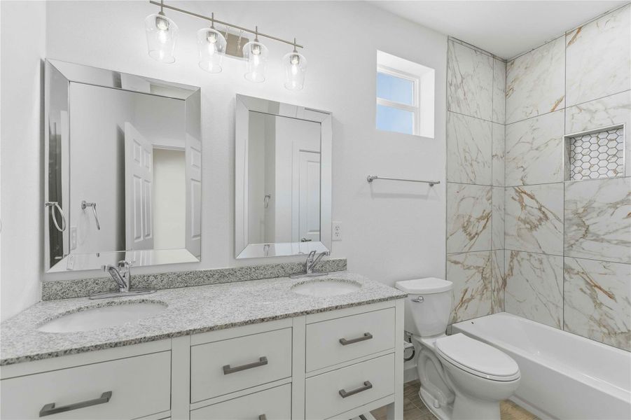 secondary rooms full restroom