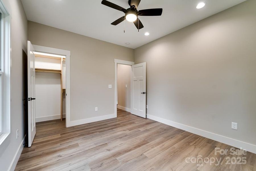 Spacious, unfurnished interior of a new home in , Clyde (Image 31).