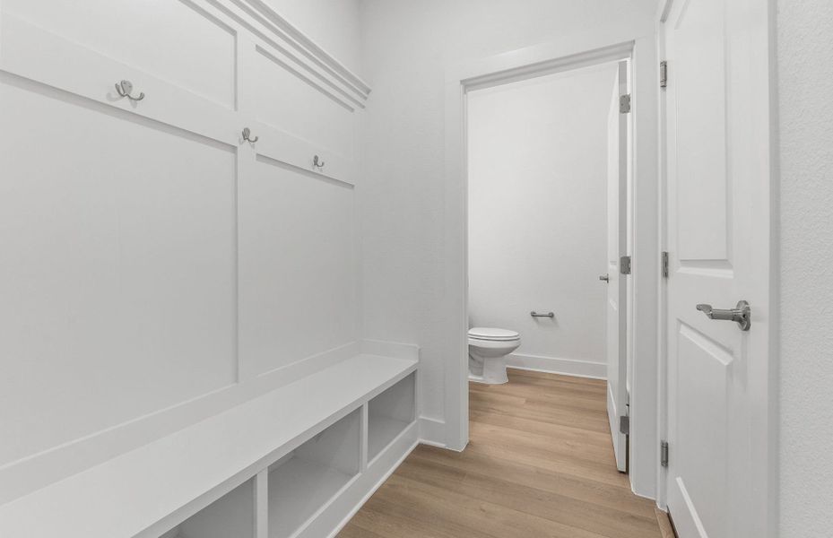 Spacious, unfurnished interior of a new home in Northpoint at Old Settlers, Round Rock (Image 25).