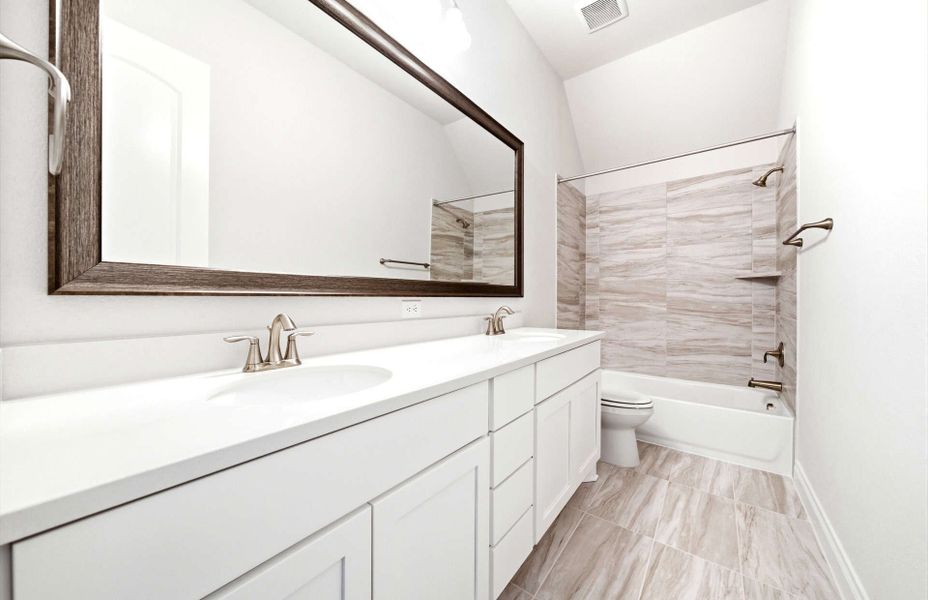 Furnished interior view inside a new home in The Highlands 55′, Porter (Image 29).