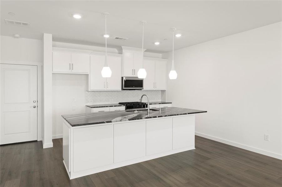 Furnished interior view inside a new home in Ten Mile Creek, Celina (Image 5).