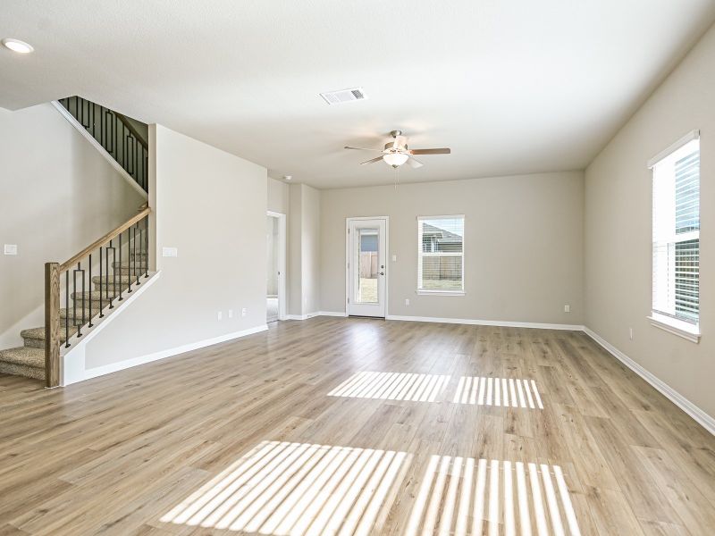 Spacious, unfurnished interior of a new home in Butler Farms - Boulevard Collection, Liberty Hill (Image 6).