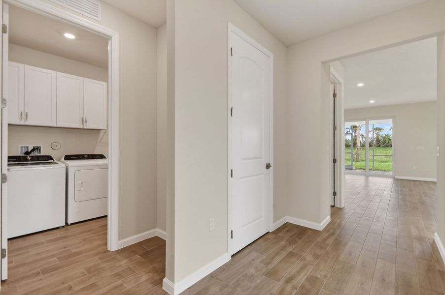 Spacious, unfurnished interior of a new home in Del Webb Tradition, Port St. Lucie (Image 62).