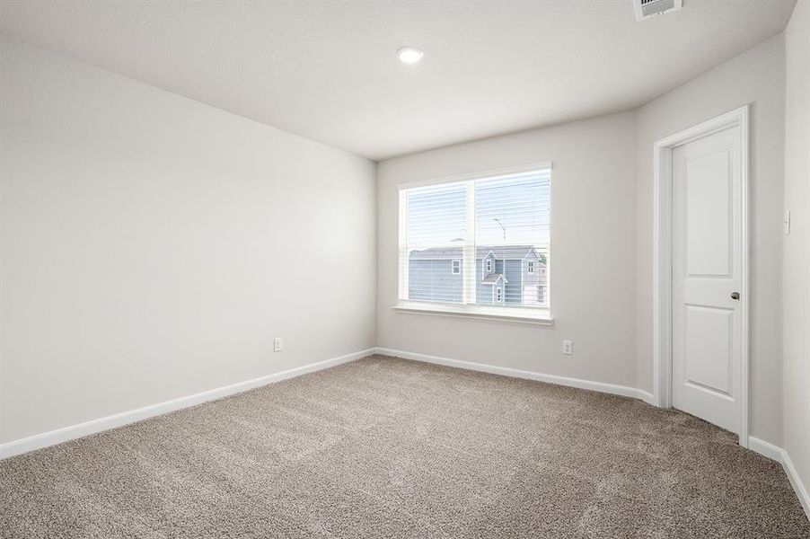 Spacious, unfurnished interior of a new home in College Park, Dallas (Image 14). Spacious, unfurnished interior of a new home in College Park, Dallas (Image 14).