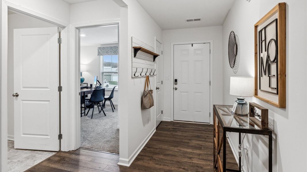 Representative furnished interior of a home built from the Cali by D.R. Horton in Fox Hollow, Dalton (Image 7). Representative furnished interior of a home built from the Cali by D.R. Horton in Fox Hollow, Dalton (Image 7).