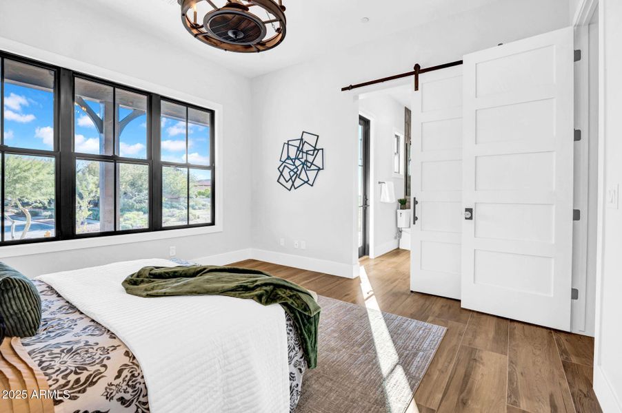 Secondary Suite (Main Level) Secondary Suite (Main Level)