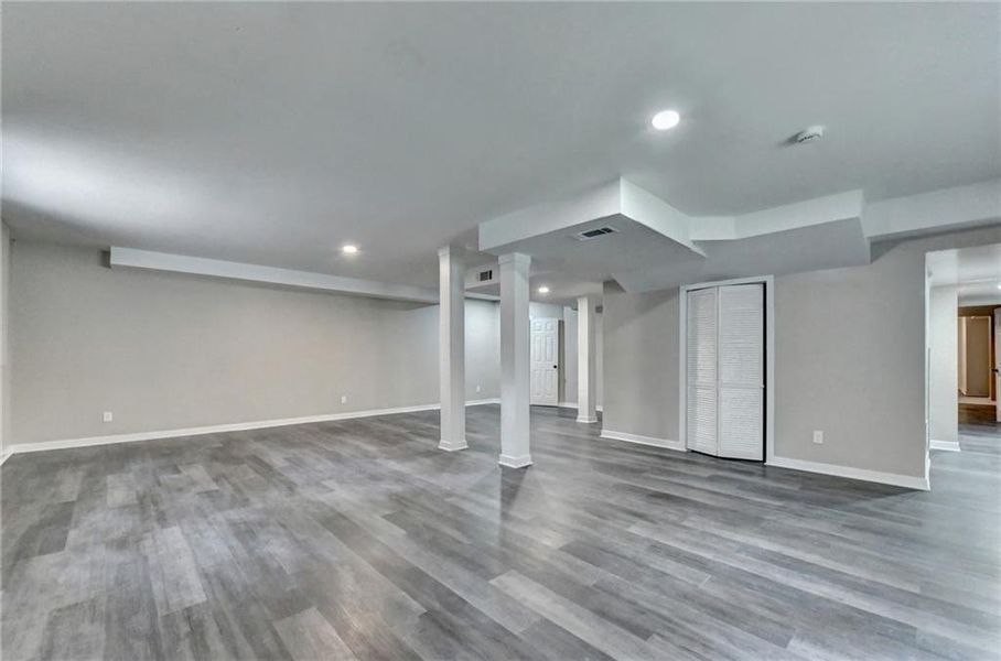 Spacious, unfurnished interior of a new home in , Snellville (Image 83). Spacious, unfurnished interior of a new home in , Snellville (Image 83).