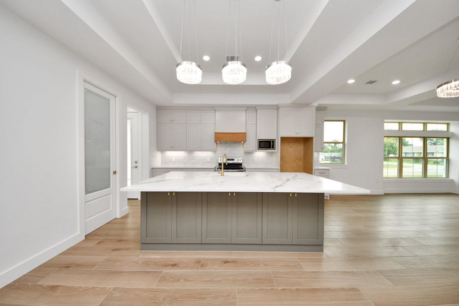 Kitchen & Dinning Area Kitchen & Dinning Area