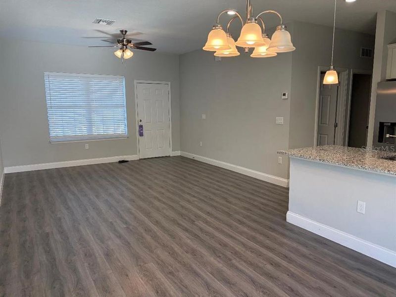 Spacious, unfurnished interior of a new home in , Ocala (Image 12).