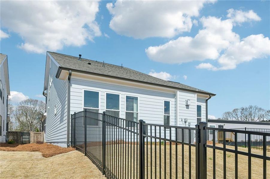 Exterior details and patio area of a home in Aberdeen, Hoschton (Image 4).