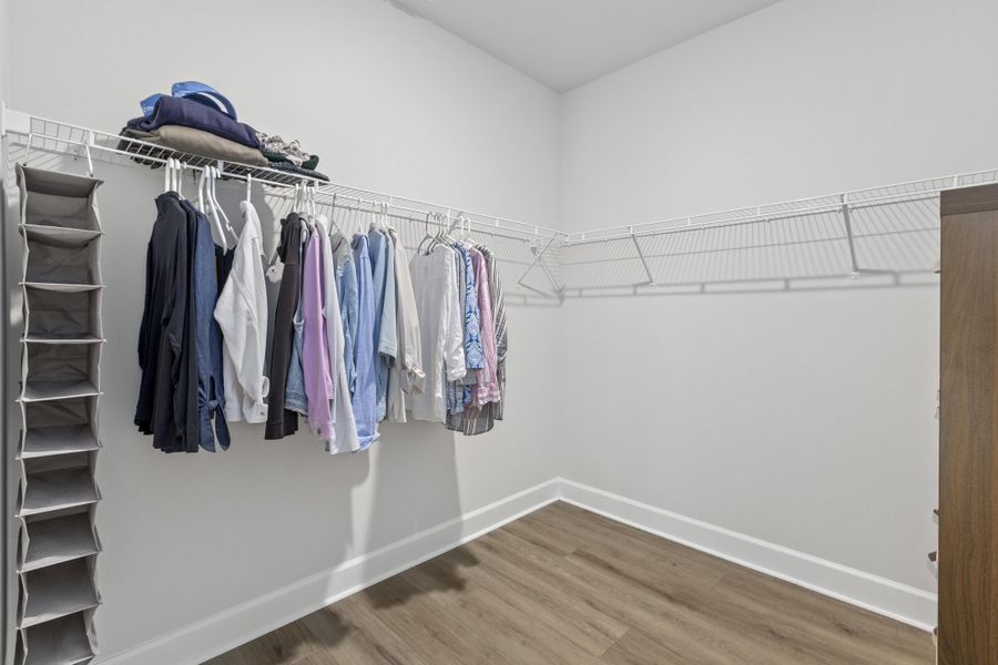 Image 42 of a home in Cedar Glen Preserve.